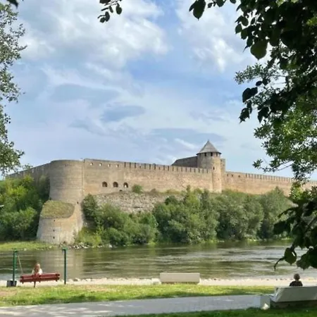 Lägenhet Gerassimovi 16 Narva